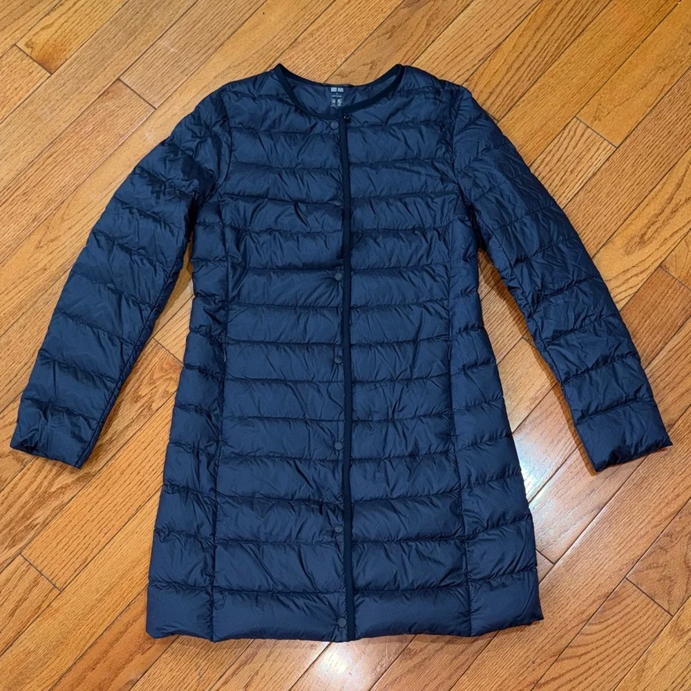 ‼️Uniqlo Blue Ultra Thin Light Down Jacket Size Small - Picture 4 of 10